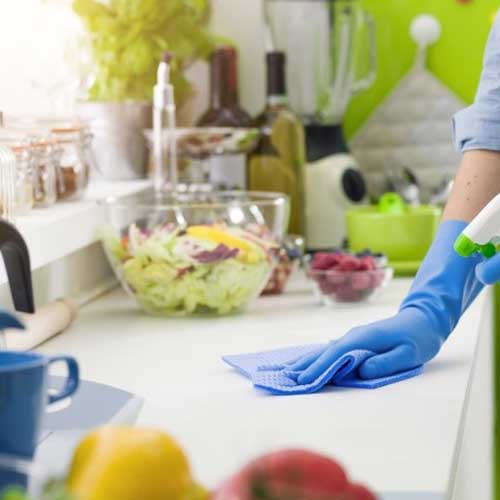 اسپری تمیزکننده سیف