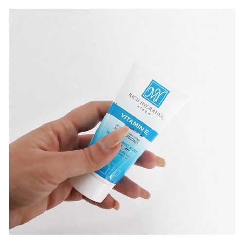 کرم مرطوب کننده قوی مای